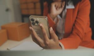 Apple iPhone import tariffs